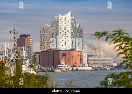 Hamburg, Deutschland - 09 November, 2019. Bau der Elbphilharmonie Elbphilharmonie" in der Hafencity Stockfoto