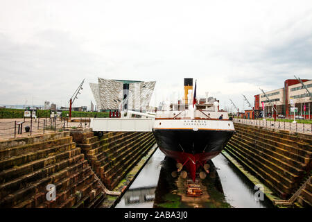 Titanic-museum in Belfast. Stockfoto