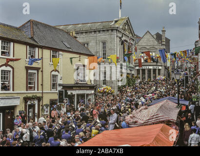 Helston floral Dance. Cornwall. England. UK. Ca. 1991 Stockfoto