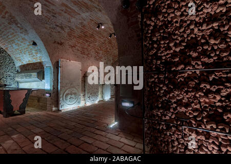 Das beinhaus unter St. James Church, Brno, Tschechische Republik Stockfoto