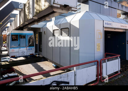 Die Hochbahn an der Technischen Universität Dortmund Stockfoto