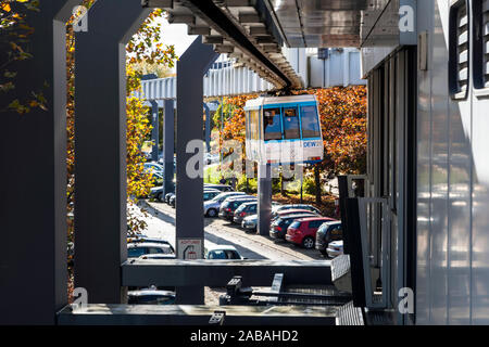 Die Hochbahn an der Technischen Universität Dortmund Stockfoto