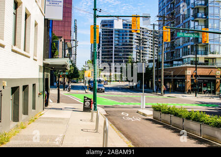 19. Juni 2018, Vancouver, Kanada: Editorial Foto Foto von False Creek und Downtown Vancouver in Vancouver, Kanada. Stockfoto