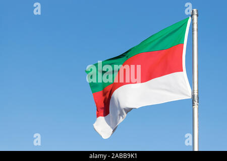 Flagge Helgoland fliegen in den Wind Stockfoto