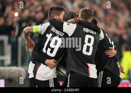 Turin, Italien. 26 Nov, 2019. glück Juve während des Turniers rund - FC Juventus vs Atletico Madrid, Fussball Champions League Männer-WM in Turin, Italien, 26. November 2019 Credit: Unabhängige Fotoagentur/Alamy leben Nachrichten Stockfoto