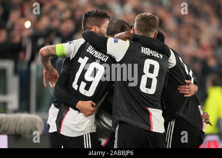 Turin, Italien. 26 Nov, 2019. Glück juveduring Turnier Runde - FC Juventus vs Atletico Madrid, Fussball Champions League Männer-WM in Turin, Italien, 26. November 2019 - LPS/Claudio Benedetto Credit: Claudio Benedetto/LPS/ZUMA Draht/Alamy leben Nachrichten Stockfoto