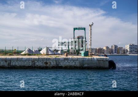 Die Salzgewinnung in Torrevieja Spanien Stockfoto