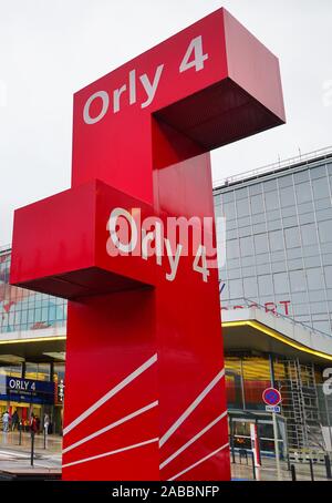 ORLY, Frankreich-16 Nov 2019 - Blick auf den Flughafen Paris Orly (ORY) in der Nähe von Paris, Frankreich. Stockfoto