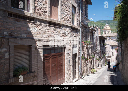 Monastero delle Clarisse di Vallegloria im historischen Zentrum von Spello, Umbrien, Italien. August 21 2019 © wojciech Strozyk/Alamy Stock Foto Stockfoto