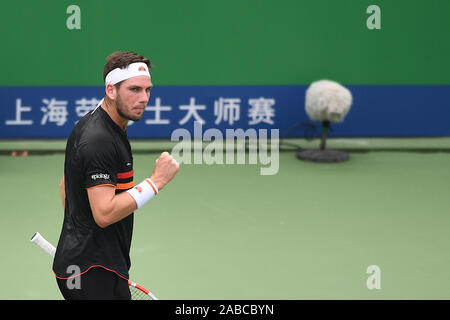 British professional tennis player Cameron Norrie konkurriert gegen Französische Tennisprofi Gilles Simon während der ersten Runde von 2019 Rolex Stockfoto