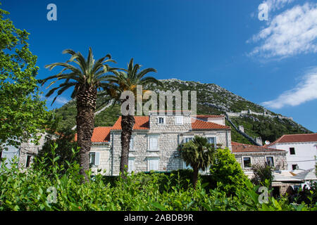 Ston ist eine Kleinstadt auf der Halbinsel Pelješac im Süden Kroatiens. Sie Technologie zur Gespanschaft Dubrovnik-Neretva. Stockfoto