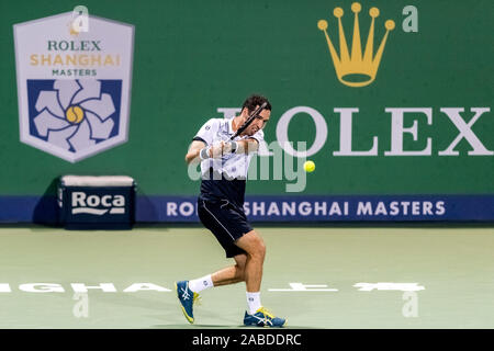 Die kasachische Professional tennis player Michail Kukushkin konkurriert gegen S belgischen Tennisprofi David Goffin während der zweiten Runde der Stockfoto