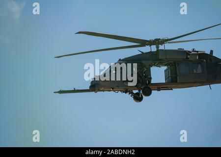 Las Vegas, Nov. 17: Sikorsky HH-60G Pave Hawk Hubschrauber Demo im USAF Air Show in Nellis Air Force Base am 17.November, 2019 in Las Vegas, Nevada Stockfoto