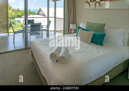 Airlie Beach, Australien - Februar 04, 2017: Airlie Central Apartments Zimmer. Airlie Beach ist beliebtes Urlaubsziel für Great Barrier Reef und tr Stockfoto