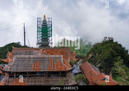 SaPa, Vietnam - 20. August 2017: Pagode Bau auf Fansipan Berg Stockfoto