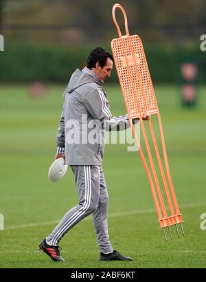 Arsenal manager Unai Emery während des Trainings in London Colney. Stockfoto