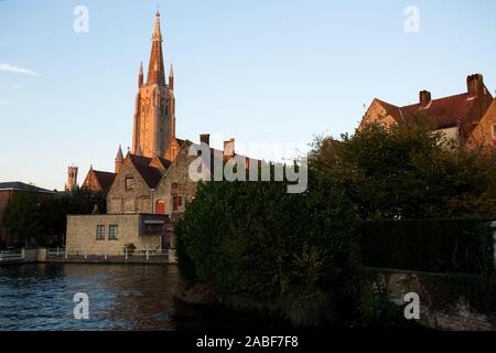 Historischen, mittelalterlichen Stadt Brügge bei Sonnenuntergang, Belgien Stockfoto