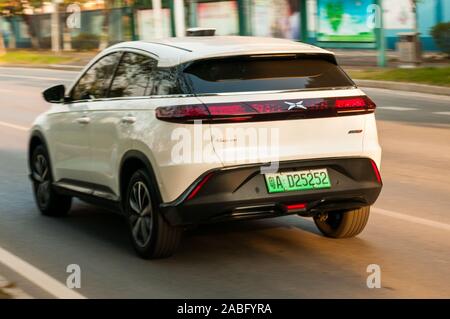 Eine Xpeng G3, aus einem chinesischen EV Anlauf, um in Guangzhou fahren. Stockfoto