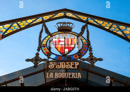 Schild am Eingang des Mercat de la Boqueria, Barcelona, Spanien Stockfoto