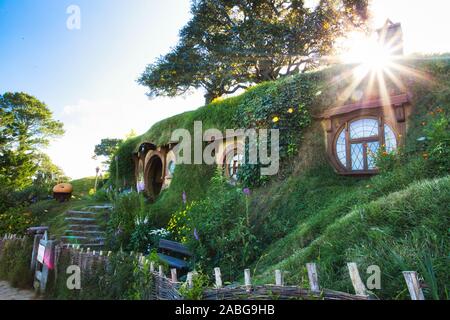 Hobbit Haus in der Shire, hobbiton Movie Set, Neuseeland Stockfoto