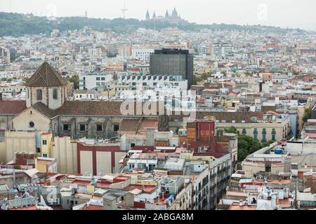 Barcelona, Katalonien. Spanien -18 Okt 2018- Blick auf Barcelona von der Kirche Santa Maria del Pi. Stockfoto