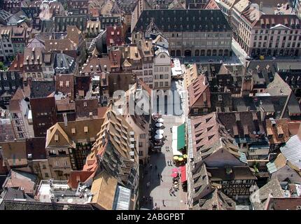 Das Dach ist ein wichtiger Teil in der Anblick einer Stadt von oben Stockfoto