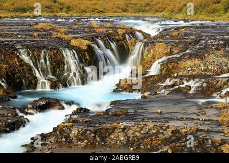 Wild Bruarfoss Wasserfall in Island Stockfoto