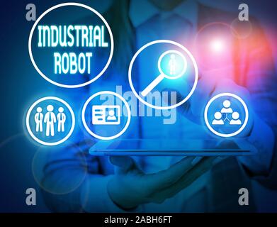 Schreiben Hinweis angezeigt Industrieroboter. Business Konzept für Mechanismus, bei der Herstellung von Produkten eingesetzt Stockfoto
