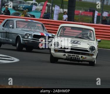 Mel Streek, Ollie Streek, Ford Lotus Cortina, Transatlantische Trophäe für Pre' 66 Tourenwagen, Silverstone Classic, Juli 2019, Silverstone, Northamptons Stockfoto