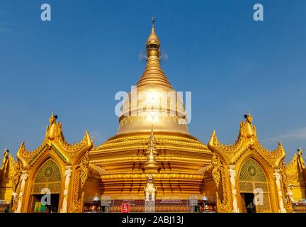 Die Maya Wizaya Pagode, Yangon, Myanmar. Stockfoto