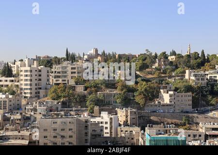 Jabal Amman, wie von Hashem al Kheir Street gesehen, Jabal Al Qalah, Amman, Jordanien, Naher Osten Stockfoto