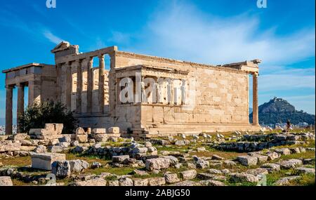 (Oder das Erechtheion Erechtheion), eine antike griechische Tempel auf der Nordseite der Akropolis von Athen in Griechenland, Athena und Poseidon gewidmet. Stockfoto