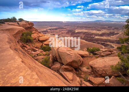 Gran View Point, Canyonlands National Park, Utah, USA. Atemberaubende Schluchten, Tafelberge und Kuppen, die von den Colorado, Grün und Nebenflüssen erodiert Stockfoto