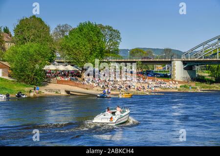 Bodega Beach Club, Motorboot, Weser bei Rinteln, Niedersachsen, Deutschland Stockfoto