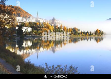 Goldener Oktober im Engadin Stockfoto