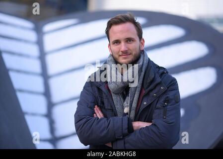 Sebastian Lambrecht, Student an der Medizinischen Fakultät der Technischen Universität München (TUM), begann eine Petition für faire Bedingungen im Praktischen Jahr, zusammen mit dem Bund die Vertretung der Medizinstudenten. [Automatisierte Übersetzung] Stockfoto