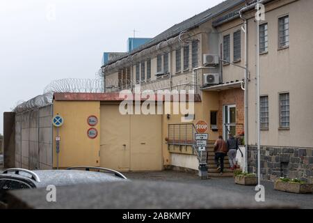 Hohenleuben, Deutschland. 08 Okt, 2019. Jugendheim Hohenleuben (Thüringen), eröffnet am 08.10.2019. Die hohenleuben Correctional Institution verfügt über insgesamt 345 Plätze für männliche Häftlinge der Strafanstalt in geschlossenen Gefängnis mit einer Freiheitsstrafe von mehr als einem Jahr und sechs Monaten und höchstens fünf Jahren Gefängnis sowie 25 Plätze für männliche Gefangene im Gefängnis. Quelle: Michael Reichel/arifoto.de Quelle: Michael Reichel/dpa-Zentralbild/ZB/dpa/Alamy leben Nachrichten Stockfoto