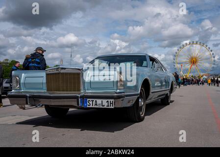 Oldtimer Oldtimer auf der 13. Sitzung der Automobilclub München (ACM), die jedes Jahr parallel zum Frühlingsfest auf der Theresienwiese. Das Bild zeigt ein Continental aus den USA. [Automatisierte Übersetzung] Stockfoto