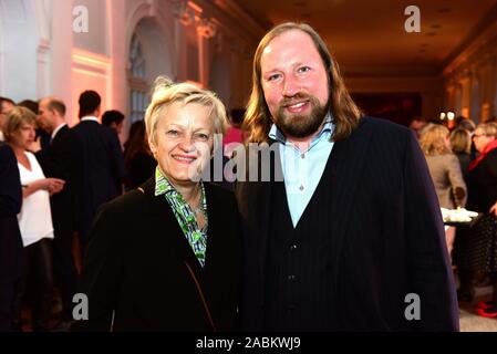 Renate Künast und Anton Hofreiter (beide Bündnis 90/Die Grünen) am 14. Nacht der Süddeutschen Zeitung im Berliner Schloss Charlottenburg. [Automatisierte Übersetzung] Stockfoto