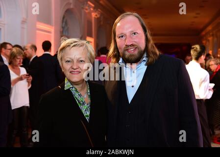 Renate Künast und Anton Hofreiter (beide Bündnis 90/Die Grünen) am 14. Nacht der Süddeutschen Zeitung im Berliner Schloss Charlottenburg. [Automatisierte Übersetzung] Stockfoto