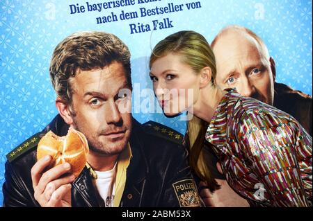 Johanna Christine Gehlen, Ehefrau von Schauspieler Sebastian Bezzel, bei der Premiere des Bayerischen Regionalkrimi "Leberkäsjunkie" im Mathäser Filmpalast. [Automatisierte Übersetzung] Stockfoto