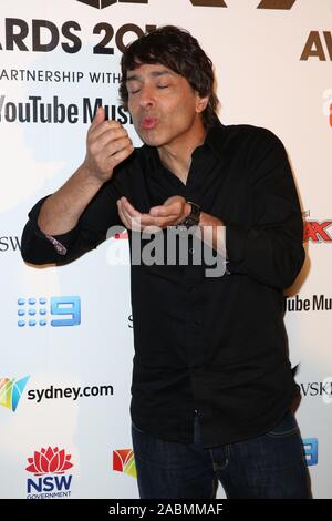 November 27, 2019, Sydney, NSW, Australien: ARJ BARKER stellt in der Auszeichnungen Zimmer während der 33. jährlichen ARIA Awards 2019 im Star am 27. November 2019 in Sydney, NSW Australien (Bild: © Christopher Khoury/australische Presseagentur über ZUMA Draht) Stockfoto