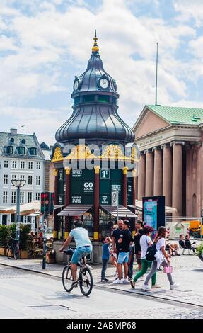 Alten barocken Kiosk von 1913 in Kaffee Bar am Kongens Nytorv verwandelt. Kopenhagen, Dänemark Stockfoto