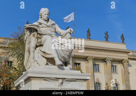 Denkmal Wilhelm von Humboldt, Hauptgebäude, Humboldt-Universität, Unter den Linden, Mitte, Berlin, Deutschland Stockfoto