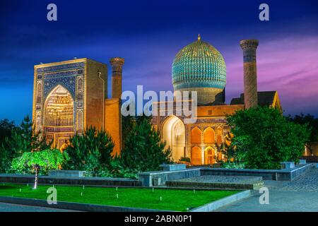 Gur-e Amir oder Guri Amir (Grab des König), ein mausoleum der Asiatischen Eroberer Tamerlan in Samarkand, Usbekistan. Stockfoto
