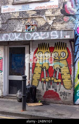 LONDON, Großbritannien - 9 September, 2018: bemalte Wände und Graffiti Kunst sind in der Old Street, Brick Lane und Shoreditch Gebiet im Osten von London im h verstreut Stockfoto