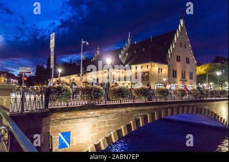 Ancienne Douane zoll Haus in der Dämmerung, Straßburg, Elsass, Grand Est, Frankreich Stockfoto