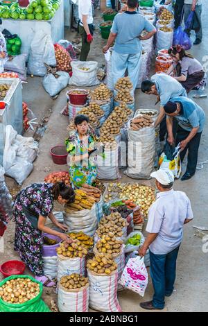 SAMARKAND, Usbekistan - 10. MAI 2019: siab Basar im Zentrum von Samarkand, Usbekistan Stockfoto