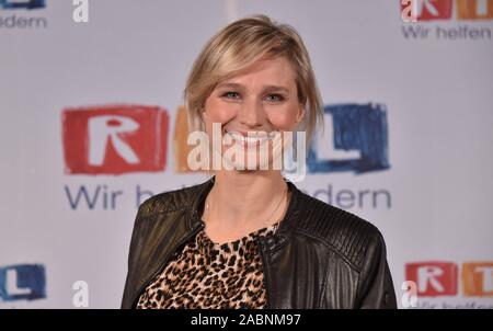 22 November 2019, Nordrhein-Westfalen, Hürth: Athlet Britta Heidemann stellt am 24 RTL Spendenmarathon Wir helfen Kindern 2019. Foto: Horst Galuschka/dpa/Horst Galuschka dpa Stockfoto