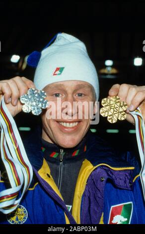 GUNDE SVAN ehemalige Swdish Skifahrer Querfeldein mit Medaillen von Wm in Val di Fiemme Italien Stockfoto
